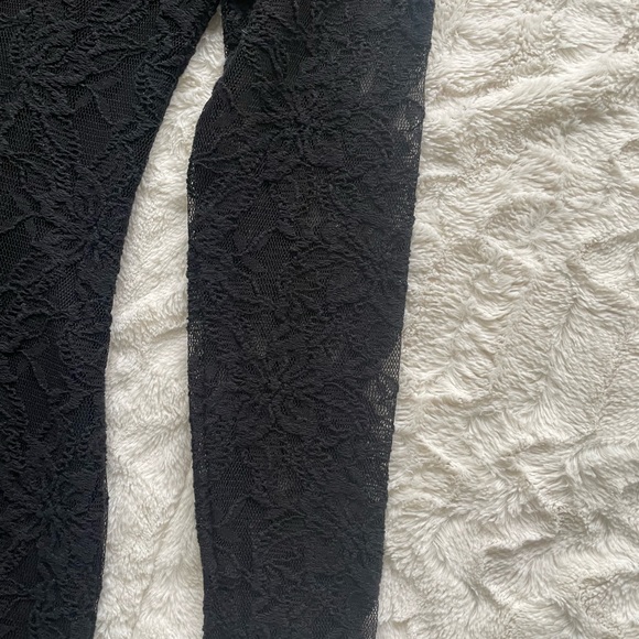 Bardot Meghan Lace Midi Dress - Picture 9 of 13